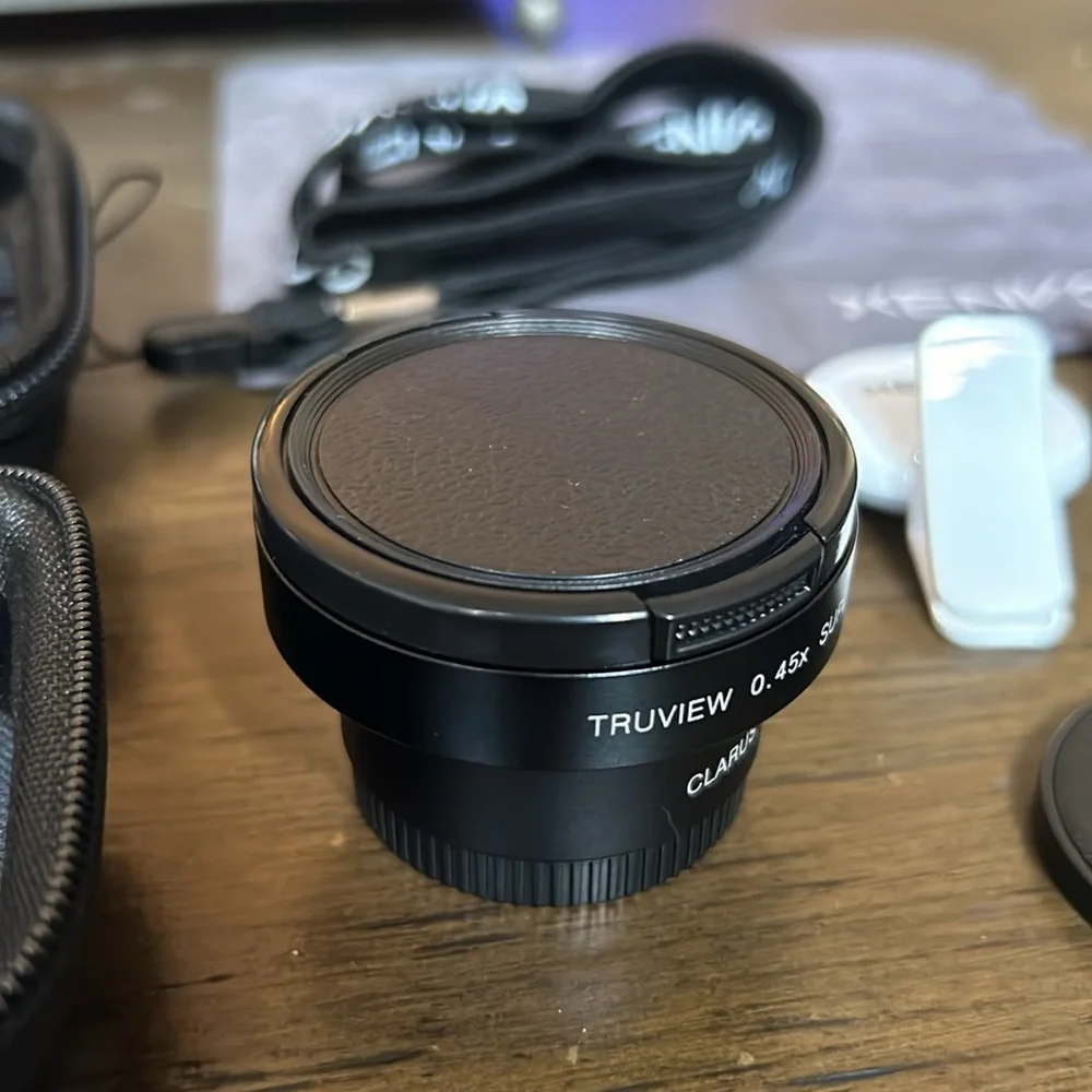 Xenvo TruView 0.45x Wide Angle Lens